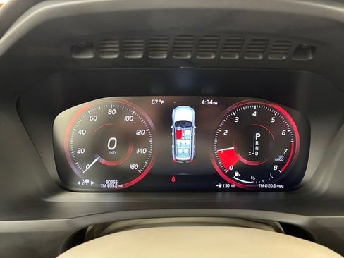 Used 2022 Volvo XC90 T5 Momentum AWD/4WD image 25