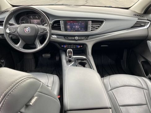 Certified 2020 Buick Enclave Essence AWD/4WD image 5