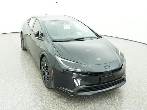 New 2026 Toyota Prius Plug-In Hybrid FWD image 28