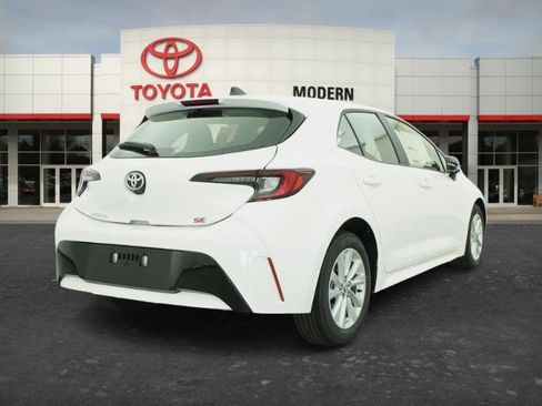 New 2026 Toyota Corolla SE FWD image 15