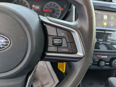 Used 2018 Subaru Crosstrek 2.0i AWD/4WD image 11