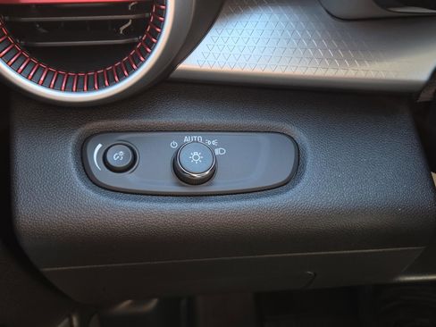 New 2026 Chevrolet Trax RS w/ Driver Confidence Package image 22