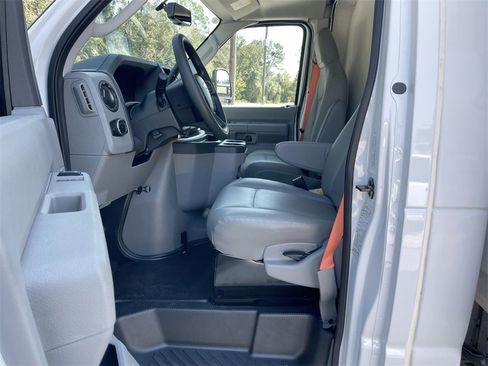 New 2025 Ford E-450 and Econoline 450 Super Duty w/ Power Equipment Group image 11