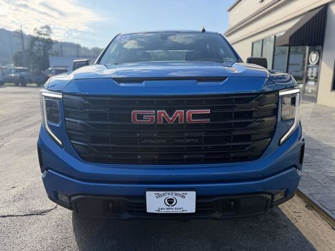 Used 2024 GMC Sierra 1500 Elevation AWD/4WD image 7