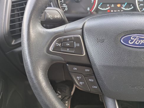 Certified 2019 Ford EcoSport SE w/ SE Convenience Package image 16