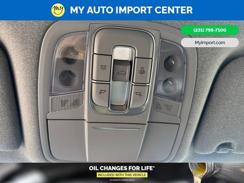 Used 2020 Hyundai Santa Fe Limited AWD/4WD image 25