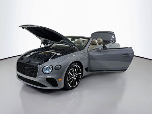 Used 2022 Bentley Continental GT AWD/4WD image 37