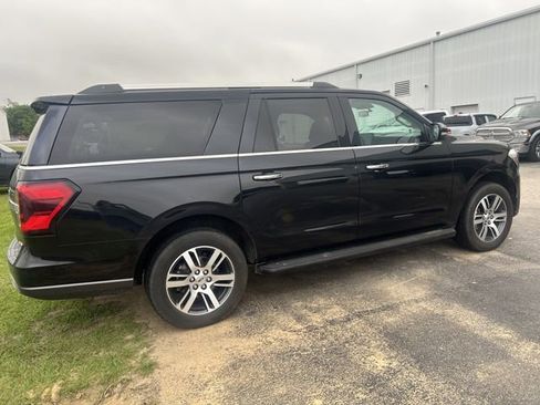 Used 2024 Ford Expedition Max Limited image 3