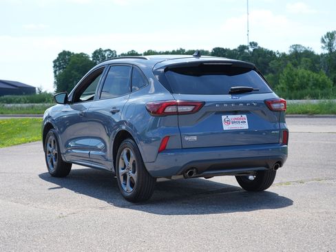 Used 2023 Ford Escape ST-Line w/ Tech Pack #1 AWD/4WD image 6