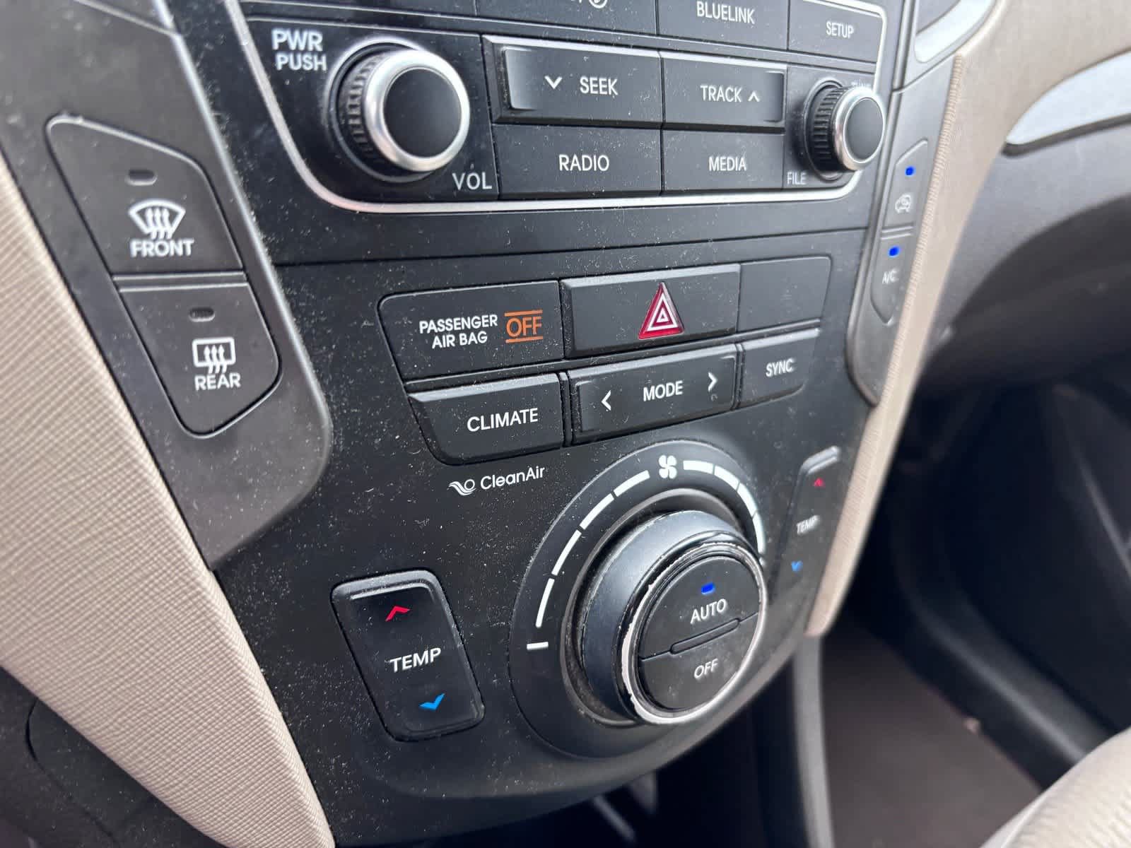 Used 2017 Hyundai Santa Fe Sport FWD image 19
