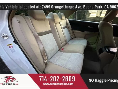 Used 2014 Toyota Camry LE image 22