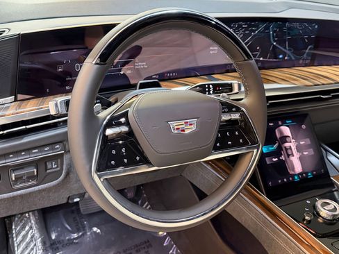 New 2026 Cadillac Escalade ESV Platinum Sport AWD/4WD image 15