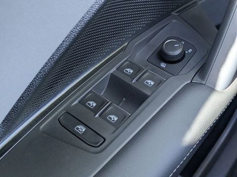 New 2026 Volkswagen Tiguan SE R-Line AWD/4WD image 24