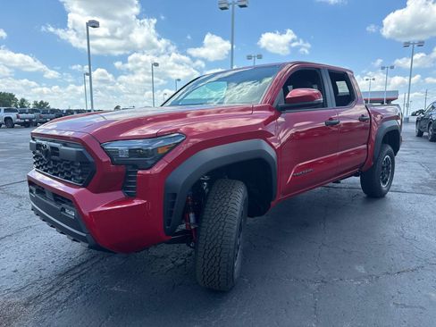 Used 2026 Toyota Tacoma TRD Off-Road AWD/4WD image 4