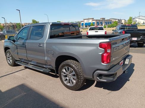 Used 2020 Chevrolet Silverado 1500 RST AWD/4WD image 3
