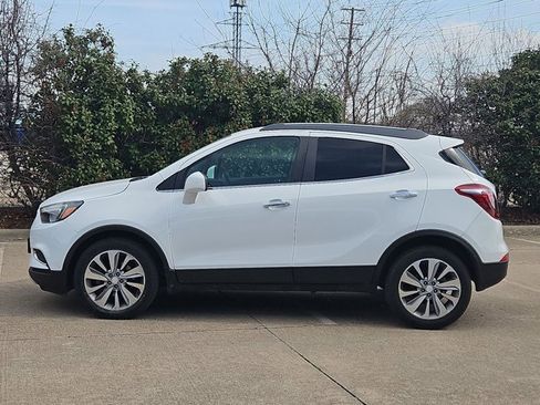 Used 2020 Buick Encore Preferred image 9