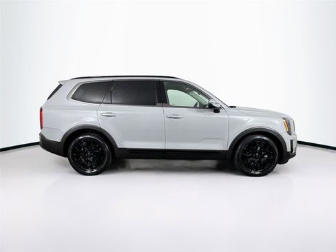 Used 2021 Kia Telluride EX w/ EX Premium Package image 11