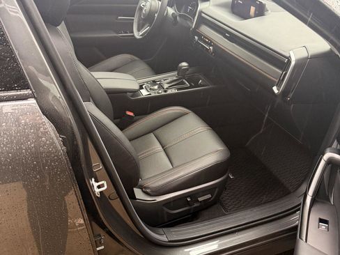 Used 2025 MAZDA CX-50 AWD 2.5 Hybrid w/ Weather Package image 18