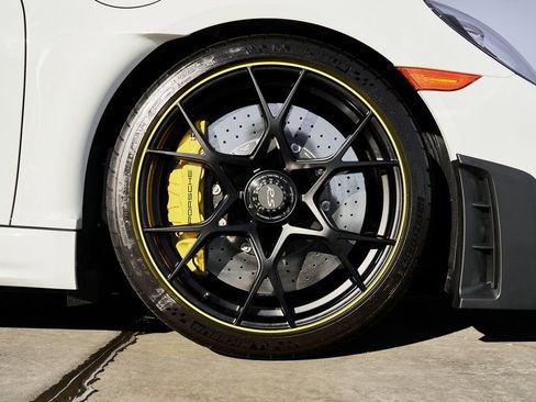 Used 2025 Porsche 718 Cayman GT4 RS w/ Weissach Package image 17