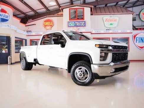 Used 2022 Chevrolet Silverado 3500 LT w/ Convenience Package image 1