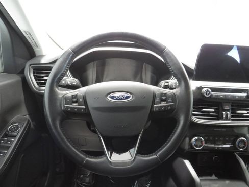 Used 2021 Ford Escape SE w/ Convenience Package FWD image 15