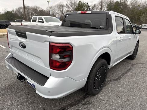 New 2026 Ford Maverick Lobo image 7
