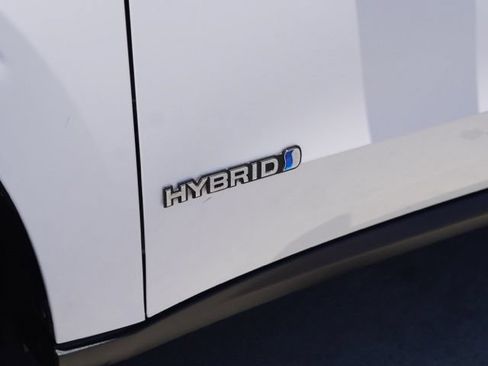 Used 2022 Ford Maverick Lariat FWD image 11