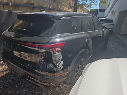 Certified 2023 INFINITI QX60 Pure image 5