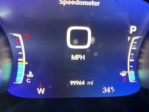 Used 2019 Chrysler Pacifica Touring-L w/ Advanced Safetytec Group image 5