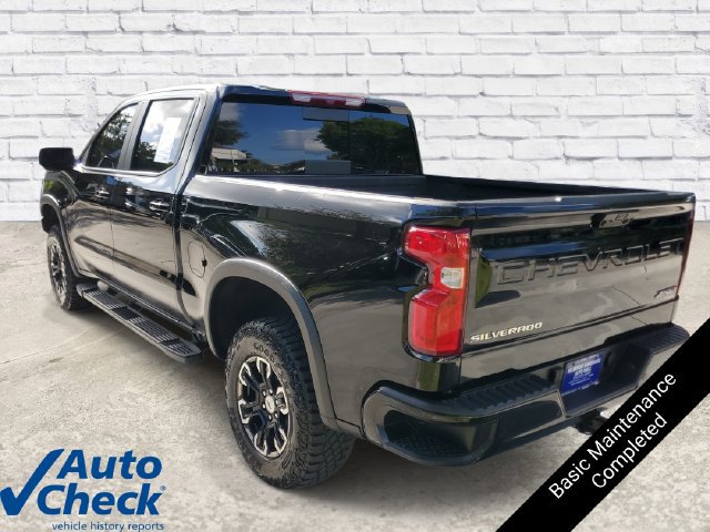 Used 2025 Chevrolet Silverado 1500 ZR2 AWD/4WD image 2