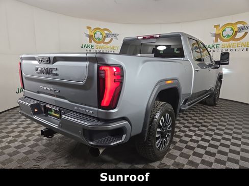 Used 2024 GMC Sierra 3500 Denali Ultimate image 10