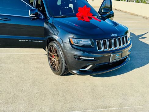 Used 2014 Jeep Grand Cherokee SRT8 w/ Luxury Group II image 75