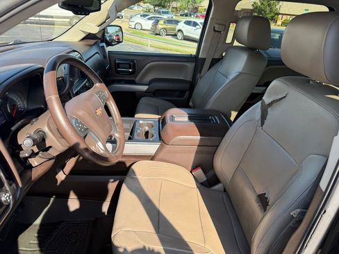 Used 2014 Chevrolet Silverado 1500 LTZ Z71 w/ LTZ Plus Package AWD/4WD image 15
