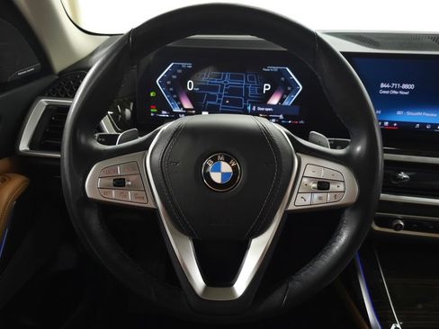 Used 2025 BMW X7 xDrive40i w/ Premium Package AWD/4WD image 21