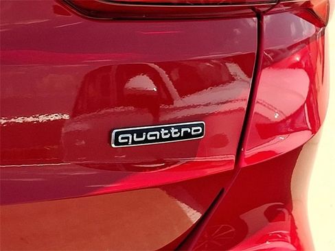 New 2025 Audi Q3 2.0T Premium image 22