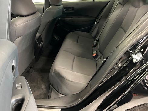 Used 2025 Toyota Corolla LE image 22