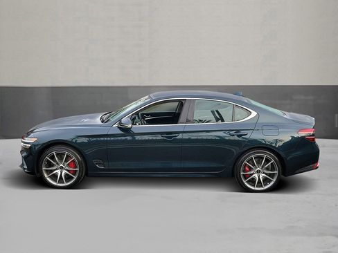 Certified 2025 Genesis G70 2.5T image 3