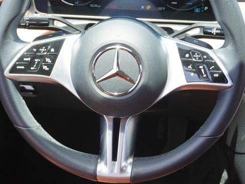 Used 2024 Mercedes-Benz C 300 Sedan image 30