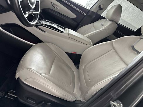 Used 2022 Hyundai Tucson Limited FWD image 11