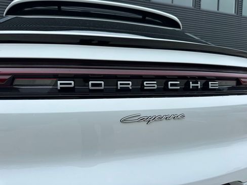 Used 2026 Porsche Cayenne E-Hybrid Coupe AWD/4WD image 14