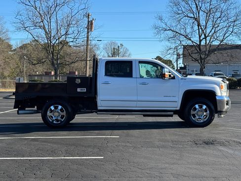 Used 2015 GMC Sierra 2500 SLT w/ Duramax Plus Package image 5