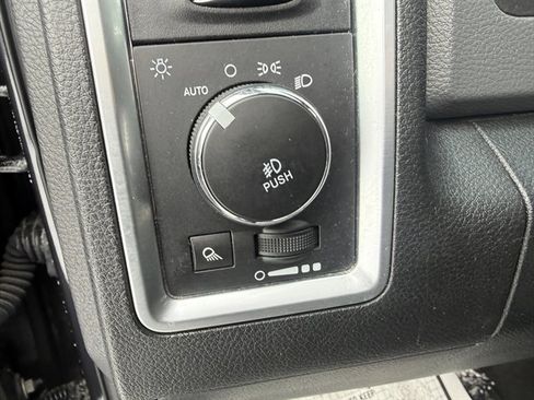 Used 2017 RAM 1500 Big Horn image 9