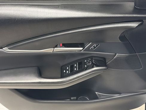 Used 2025 MAZDA CX-30 AWD 2.5 S w/ Select Sport Pkg image 3