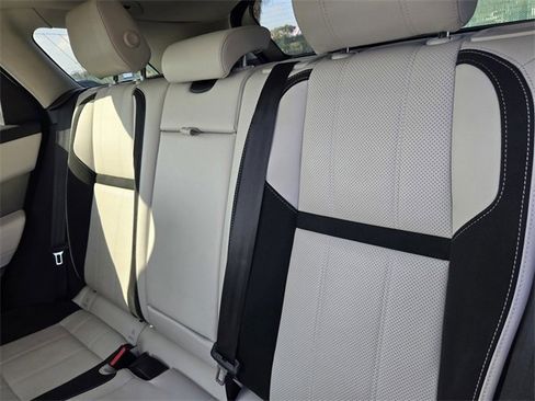 Used 2020 Land Rover Range Rover Velar S image 12
