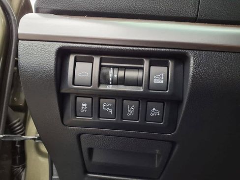 Used 2019 Subaru Outback 3.6R Touring image 15