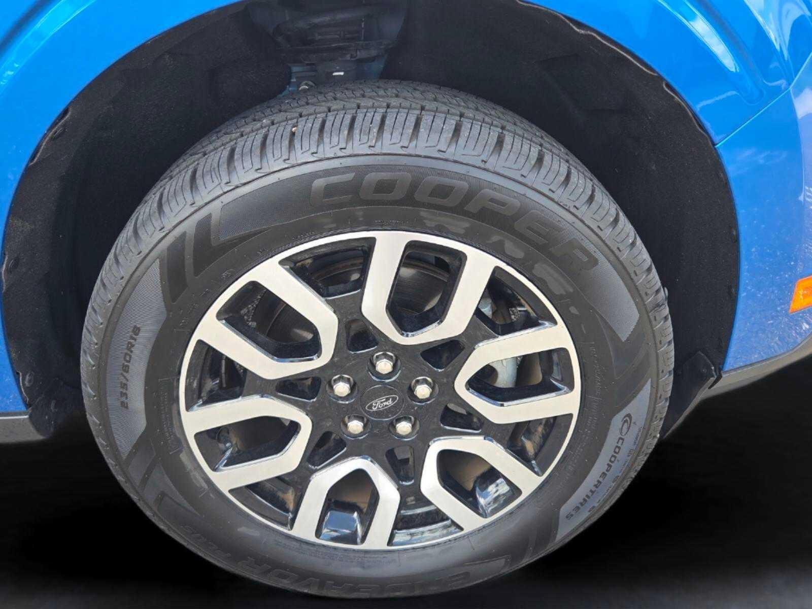 Used 2022 Ford Maverick Lariat FWD image 16
