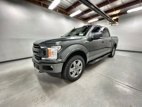 Used 2018 Ford F150 XLT w/ Equipment Group 302A Luxury image 4
