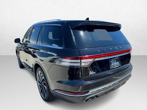 Certified 2023 Lincoln Aviator Reserve w/ Equipment Group 201A AWD/4WD image 7