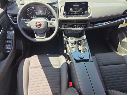 New 2026 Nissan Rogue SV image 6