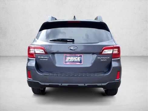 Used 2017 Subaru Outback 3.6R Limited AWD/4WD image 3